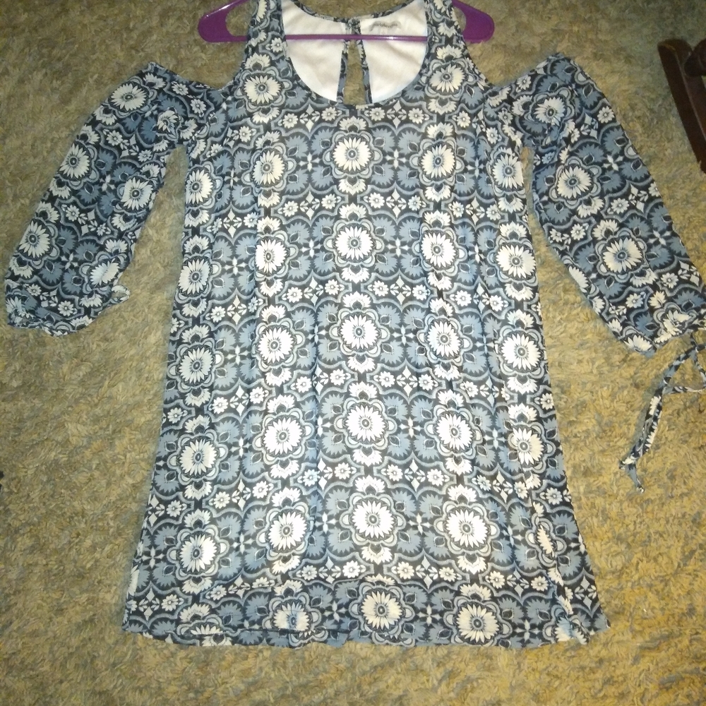 Women's long sleeve flower print dress